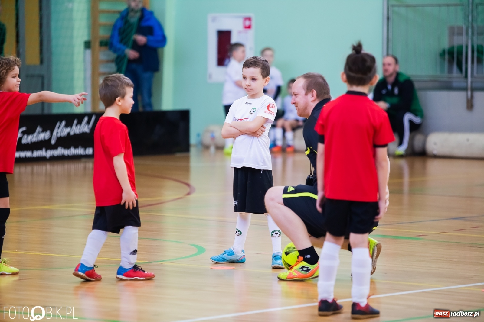 Zdjęcie w galerii na portalu naszraciborz.pl: Młodzi piłkarze walczą w Arenie Rafako [FOTO] wiadomości z regionu