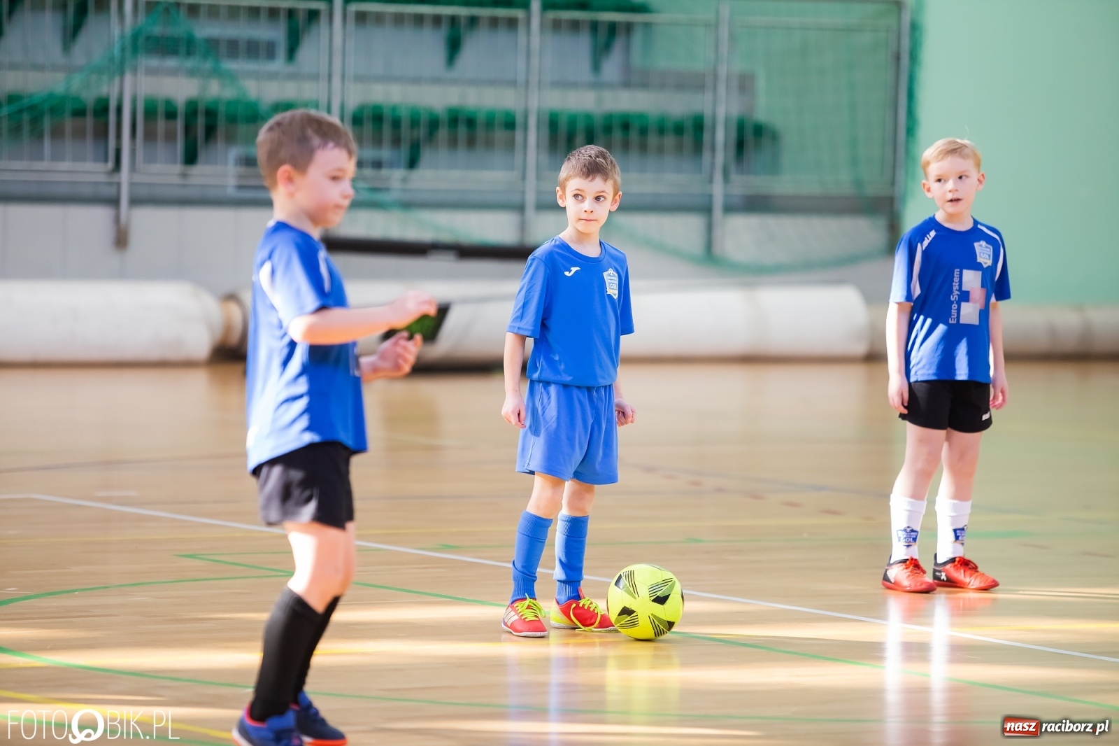 Zdjęcie w galerii na portalu naszraciborz.pl: Młodzi piłkarze walczą w Arenie Rafako [FOTO] wiadomości z regionu