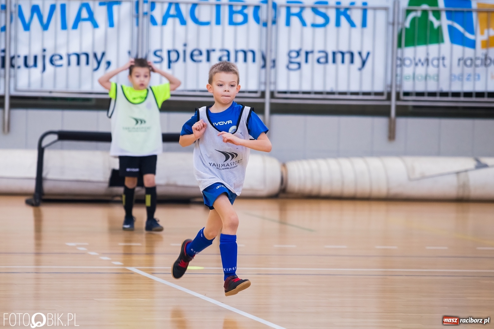 Zdjęcie w galerii na portalu naszraciborz.pl: Młodzi piłkarze walczą w Arenie Rafako [FOTO] wiadomości z regionu