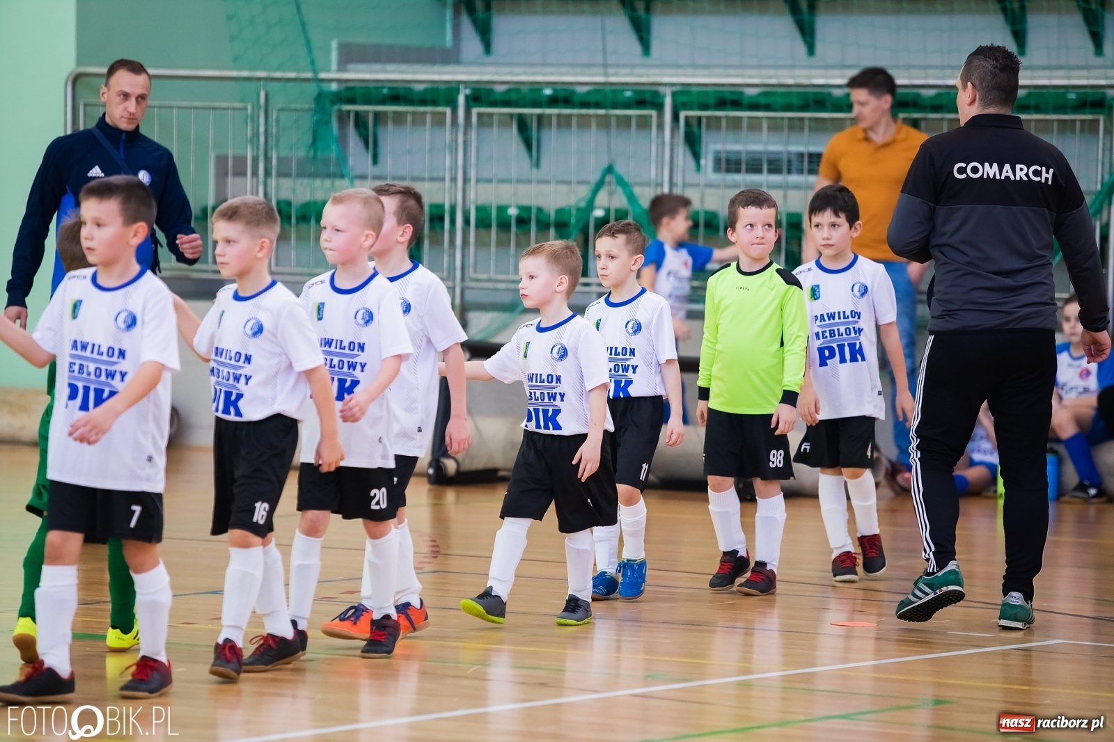 Zdjęcie w galerii na portalu naszraciborz.pl: Młodzi piłkarze walczą w Arenie Rafako [FOTO] wiadomości z regionu