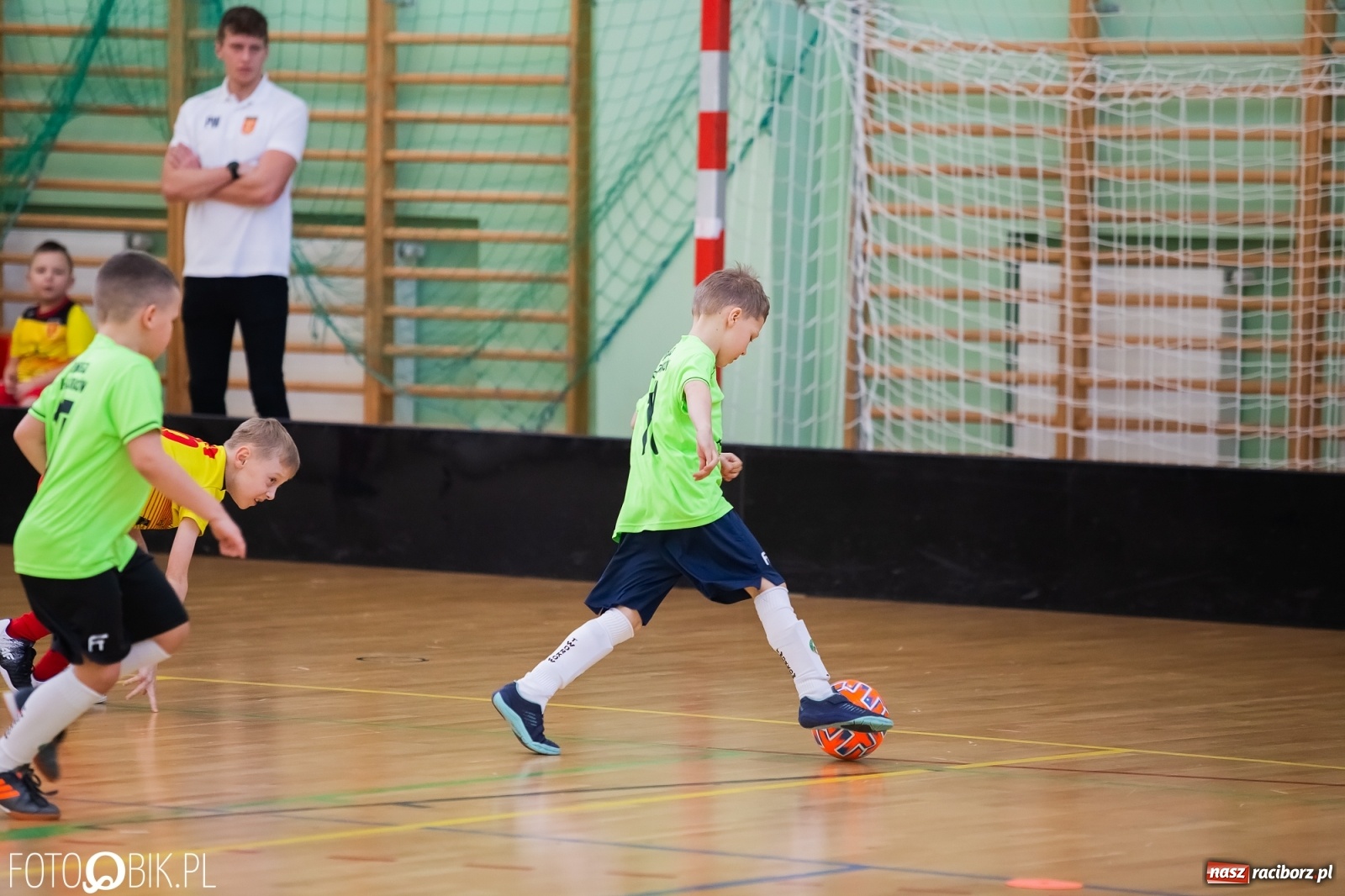Zdjęcie w galerii na portalu naszraciborz.pl: Młodzi piłkarze walczą w Arenie Rafako [FOTO] wiadomości z regionu