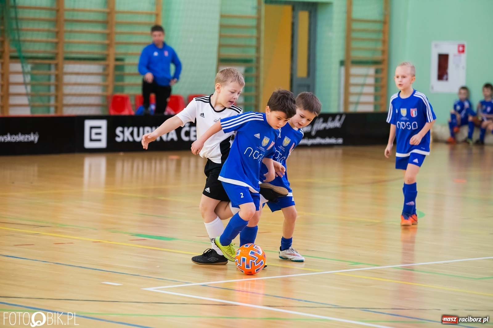 Zdjęcie w galerii na portalu naszraciborz.pl: Młodzi piłkarze walczą w Arenie Rafako [FOTO] wiadomości z regionu