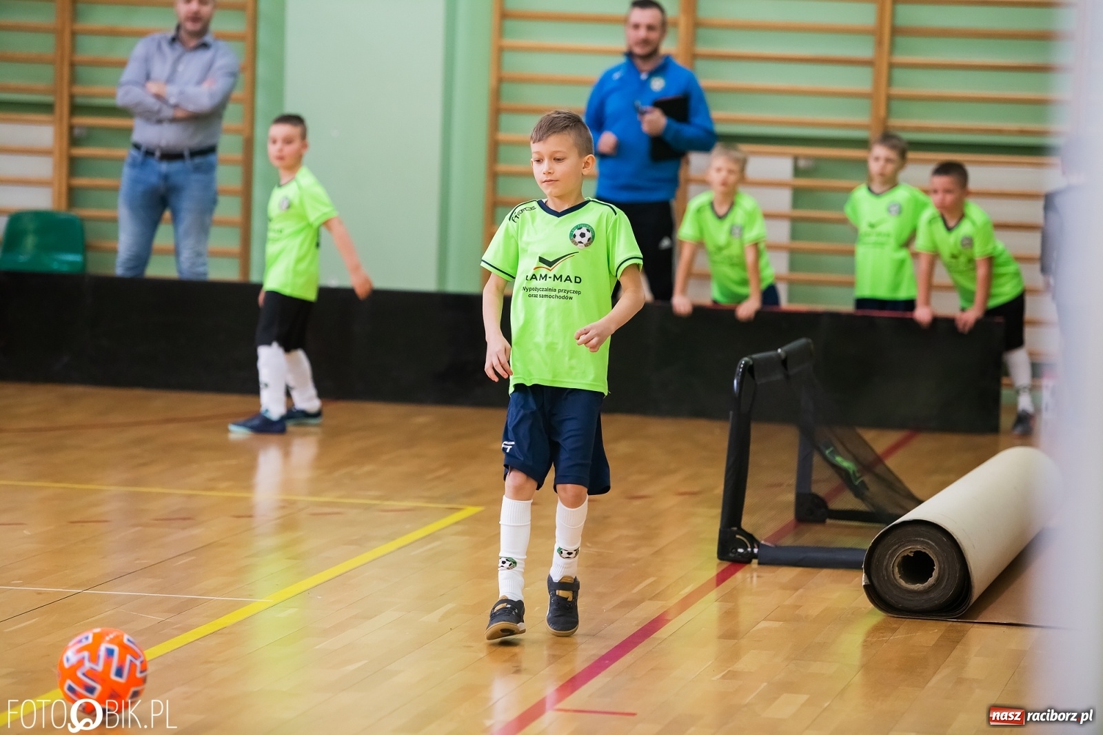 Zdjęcie w galerii na portalu naszraciborz.pl: Młodzi piłkarze walczą w Arenie Rafako [FOTO] wiadomości z regionu
