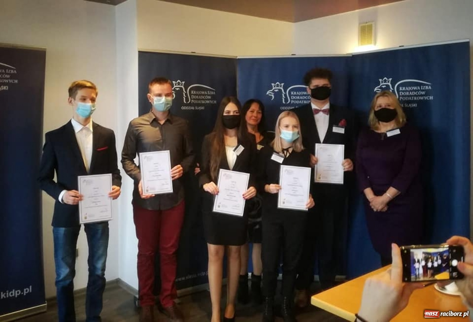 Zdjęcie w galerii na portalu naszraciborz.pl: Magda Kozubska z Ekonomika najlepsza w ogólnopolskim konkursie o podatkach wiadomości z regionu