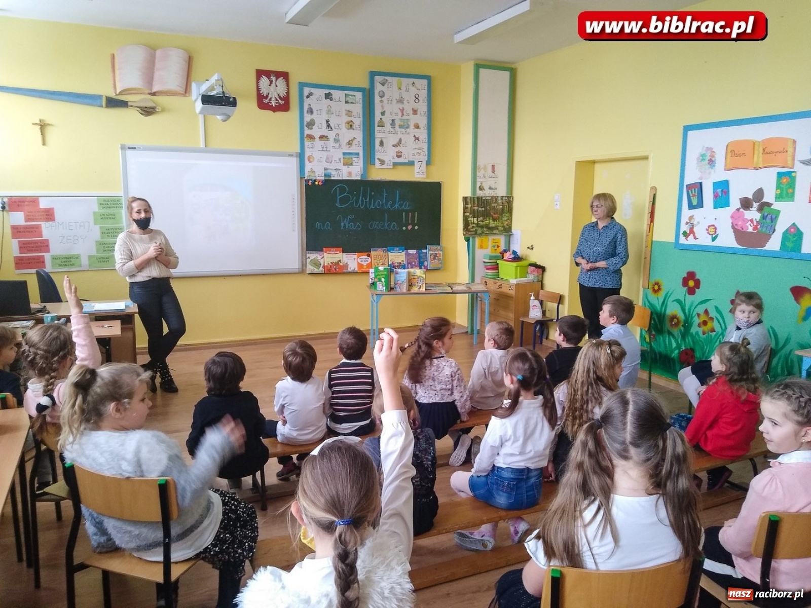 Zdjęcie w galerii na portalu naszraciborz.pl: Nowi czytelnicy w szeregach biblioteki w Markowicach wiadomości z regionu