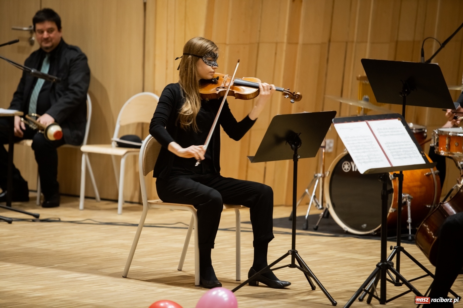 Zdjęcie w galerii na portalu naszraciborz.pl: Koncert karnawałowy w raciborskiej szkole muzycznej wiadomości z regionu