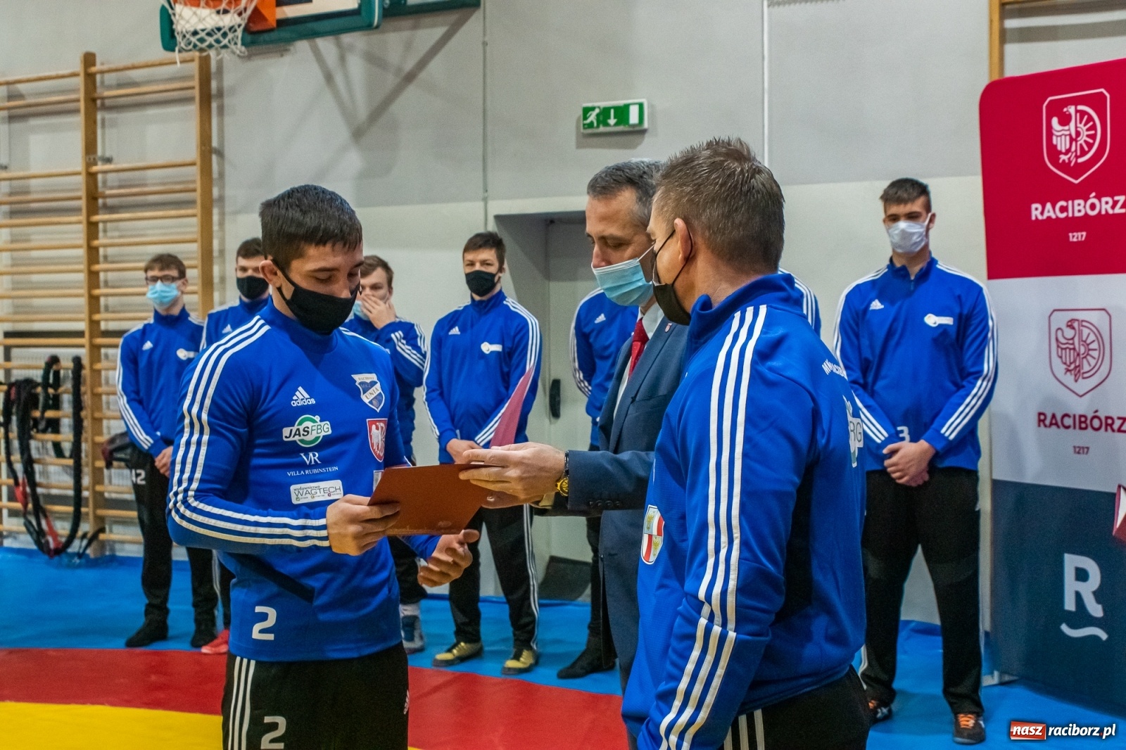Zdjęcie w galerii na portalu naszraciborz.pl: Zapaśnicy i trenerzy Unii Racibórz nagrodzeni przez prezydenta [FOTO i WIDEO] wiadomości z regionu