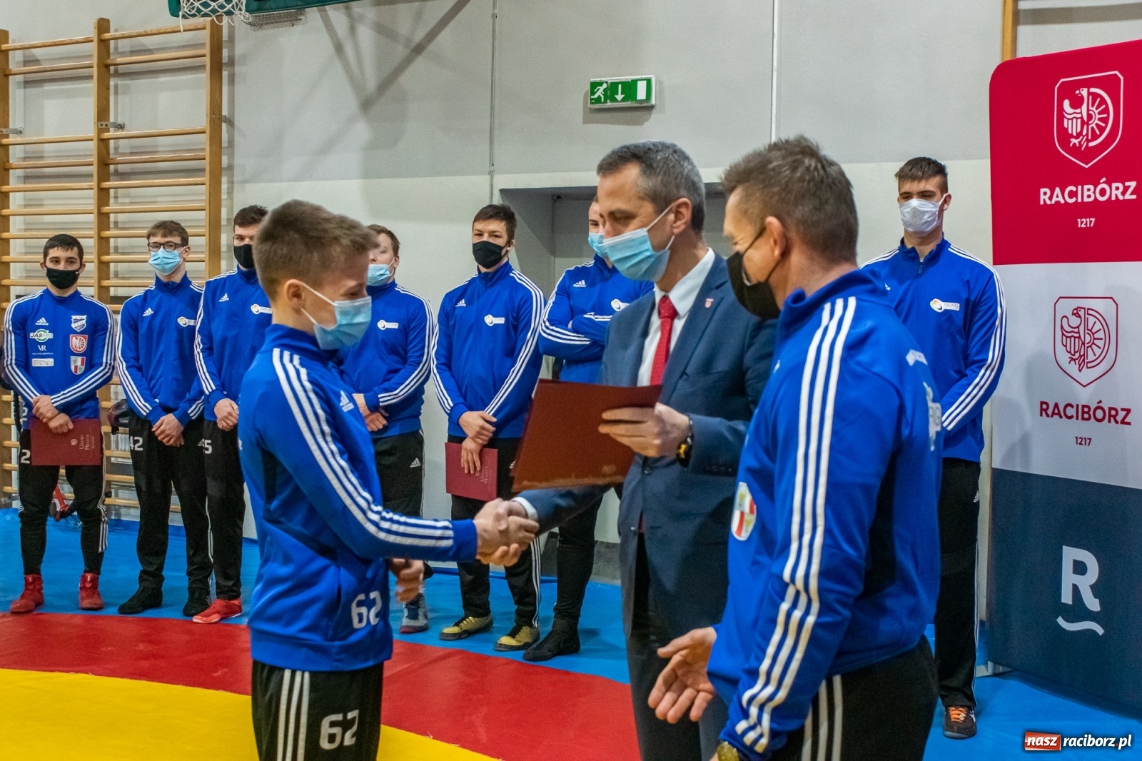 Zdjęcie w galerii na portalu naszraciborz.pl: Zapaśnicy i trenerzy Unii Racibórz nagrodzeni przez prezydenta [FOTO i WIDEO] wiadomości z regionu