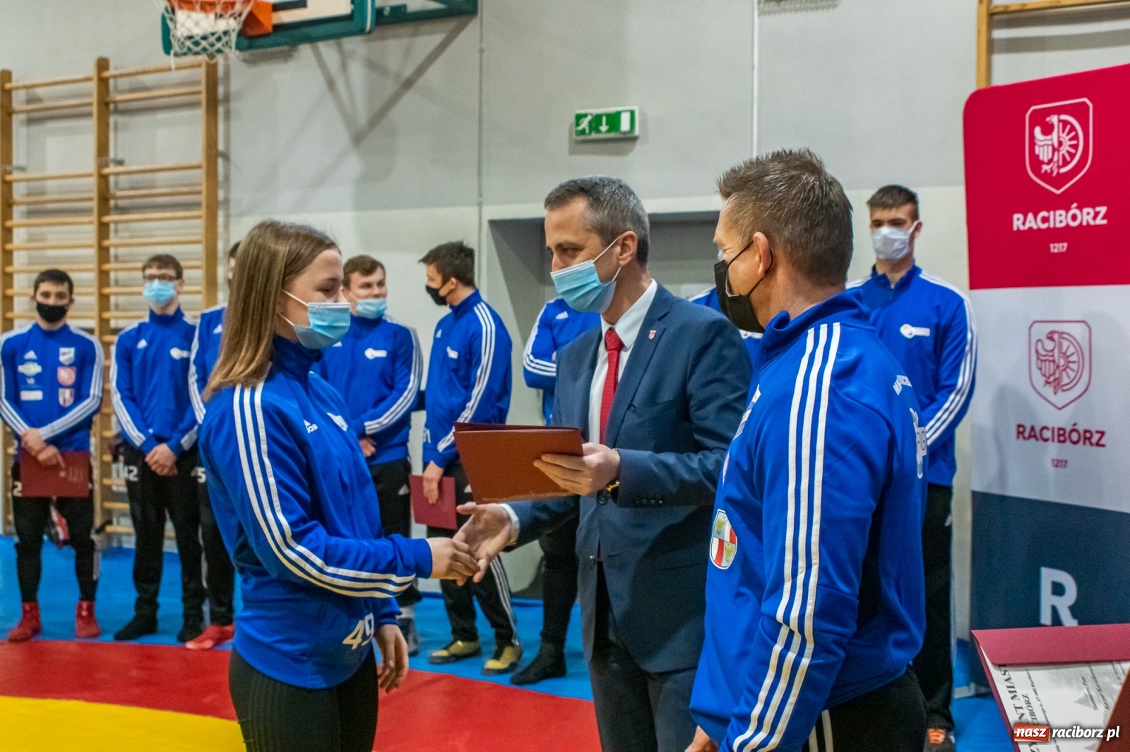 Zdjęcie w galerii na portalu naszraciborz.pl: Zapaśnicy i trenerzy Unii Racibórz nagrodzeni przez prezydenta [FOTO i WIDEO] wiadomości z regionu