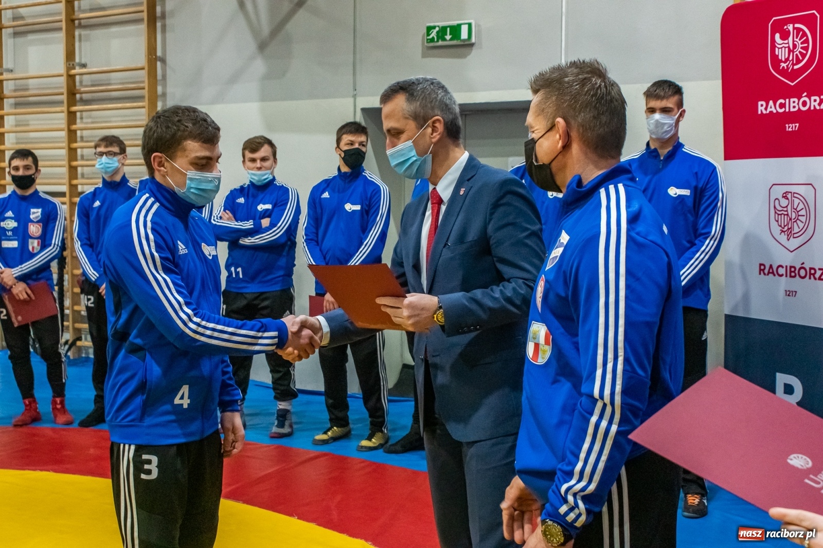 Zdjęcie w galerii na portalu naszraciborz.pl: Zapaśnicy i trenerzy Unii Racibórz nagrodzeni przez prezydenta [FOTO i WIDEO] wiadomości z regionu