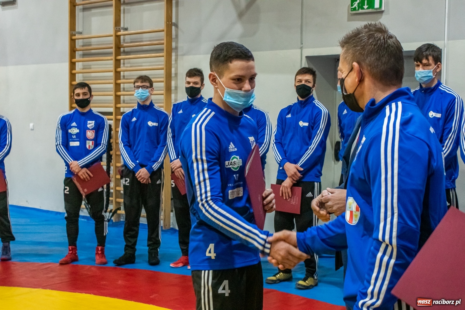 Zdjęcie w galerii na portalu naszraciborz.pl: Zapaśnicy i trenerzy Unii Racibórz nagrodzeni przez prezydenta [FOTO i WIDEO] wiadomości z regionu