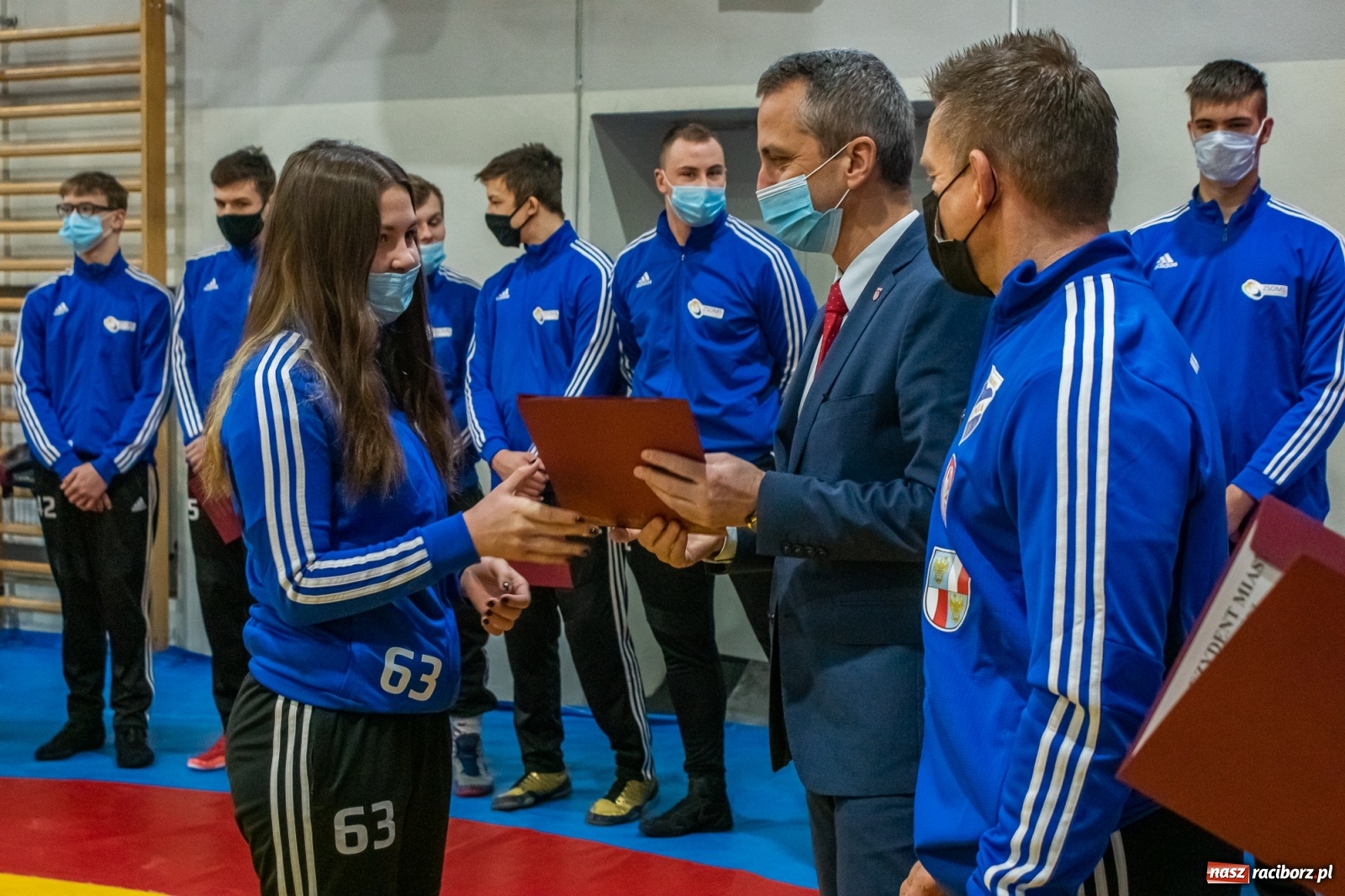 Zdjęcie w galerii na portalu naszraciborz.pl: Zapaśnicy i trenerzy Unii Racibórz nagrodzeni przez prezydenta [FOTO i WIDEO] wiadomości z regionu