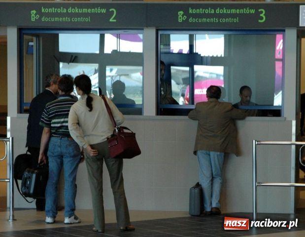 Zdjęcie w galerii na portalu naszraciborz.pl: ŚOSG: Zatrzymano dwóch mężczyzn wiadomości z regionu