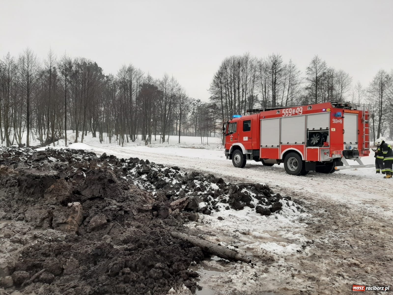 Zdjęcie w galerii na portalu naszraciborz.pl: W Tworkowie znaleziono pocisk do katiuszy wiadomości z regionu