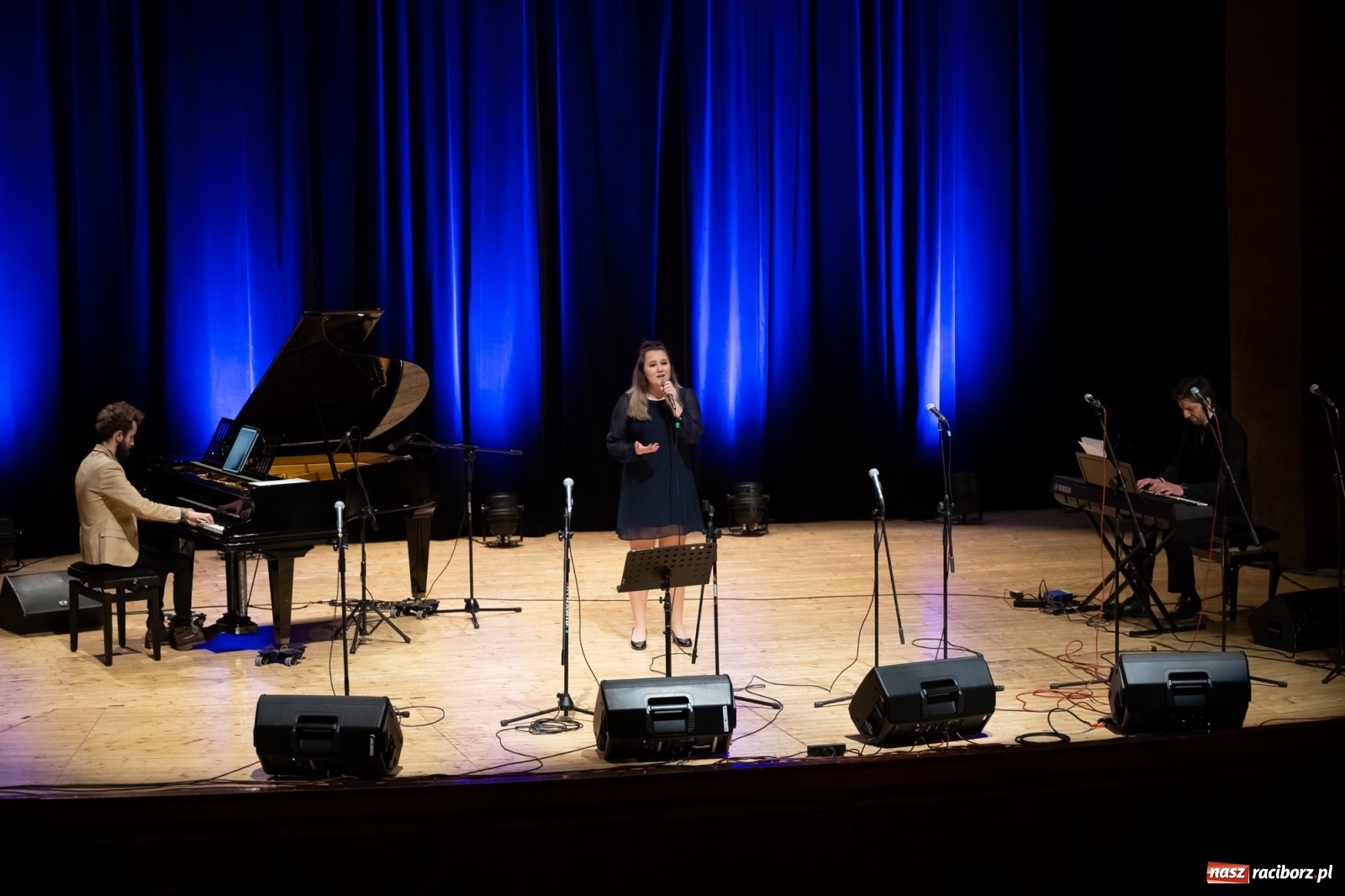 Zdjęcie w galerii na portalu naszraciborz.pl: Koncert musicalowy w RCK. Już z publicznością wiadomości z regionu