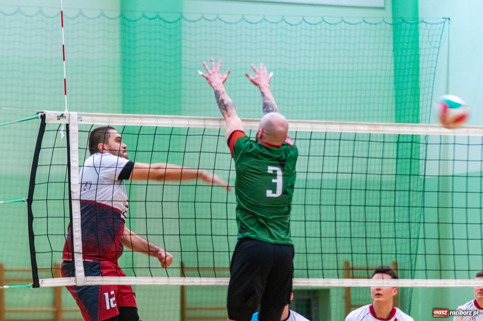 Zdjęcie w galerii na portalu naszraciborz.pl: Z piekła do nieba. Pięciosetowy bój siatkarzy Rafako [FOTO] wiadomości z regionu