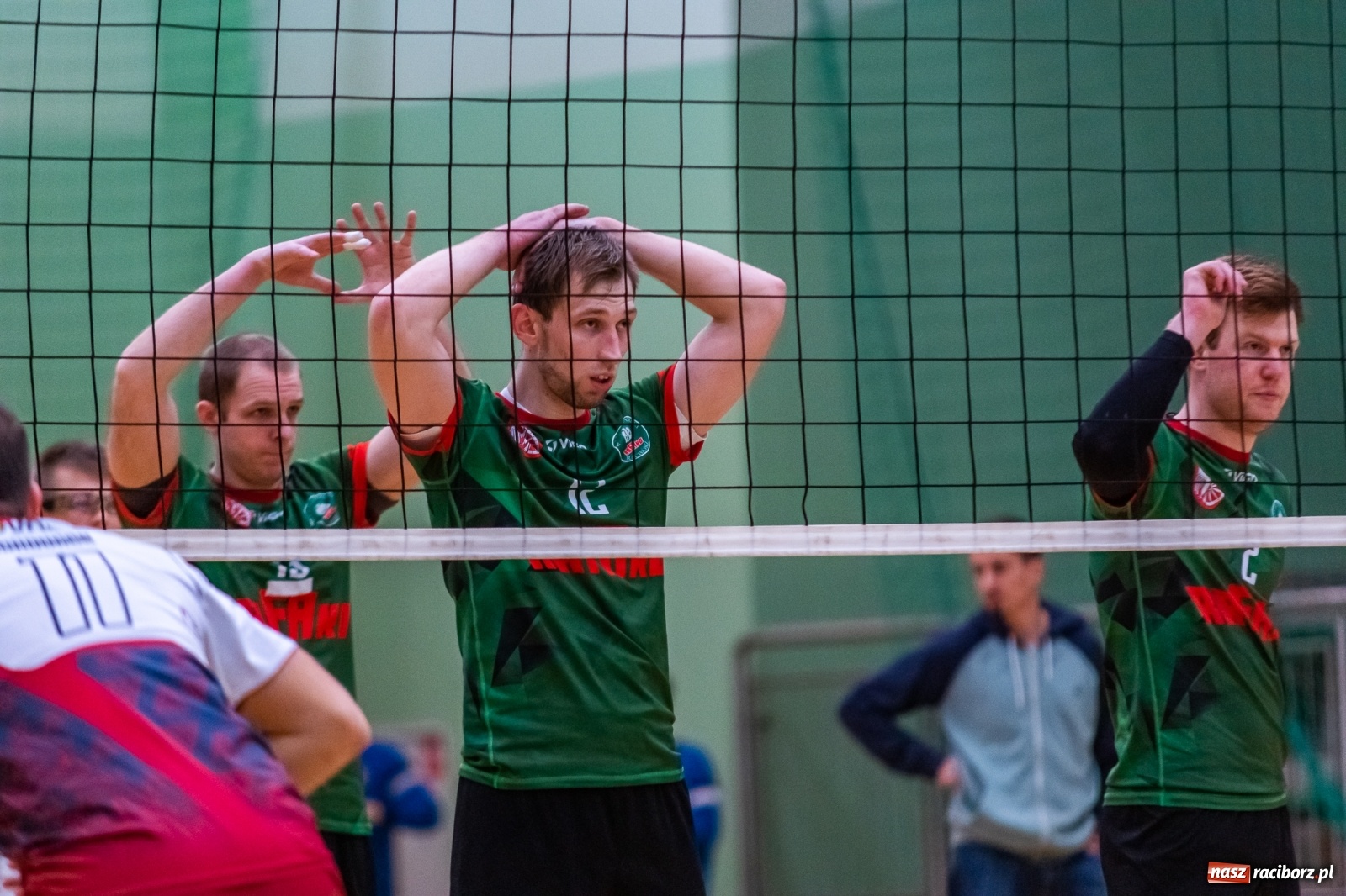 Zdjęcie w galerii na portalu naszraciborz.pl: Z piekła do nieba. Pięciosetowy bój siatkarzy Rafako [FOTO] wiadomości z regionu