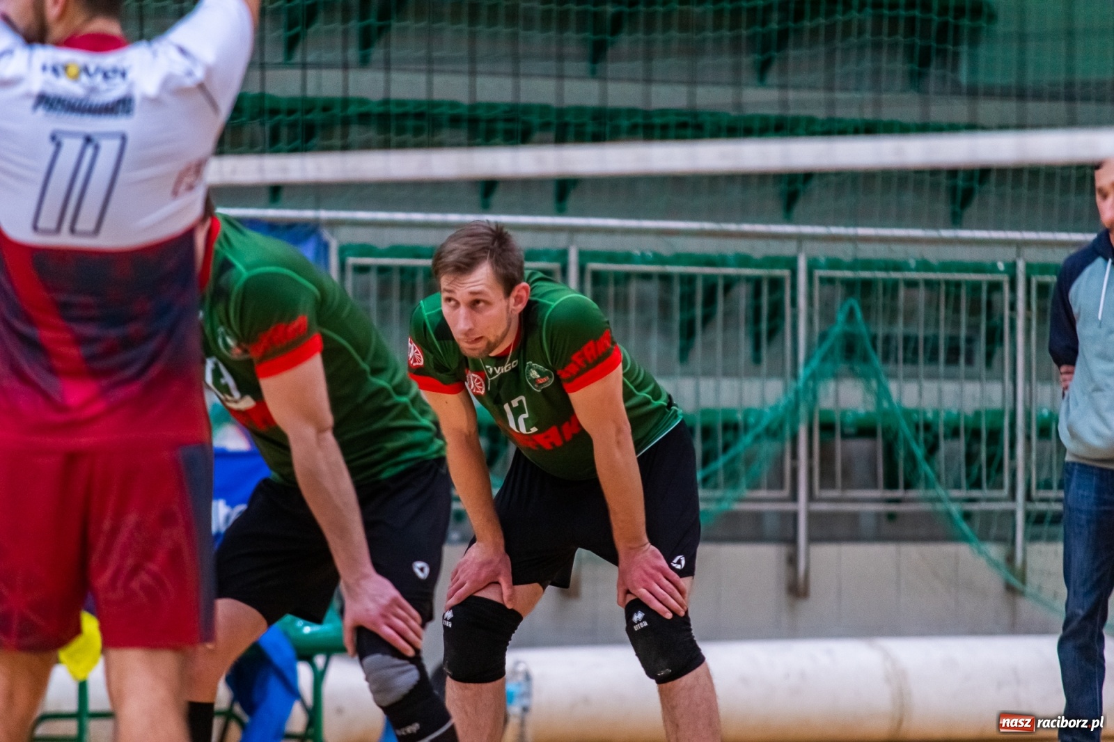 Zdjęcie w galerii na portalu naszraciborz.pl: Z piekła do nieba. Pięciosetowy bój siatkarzy Rafako [FOTO] wiadomości z regionu