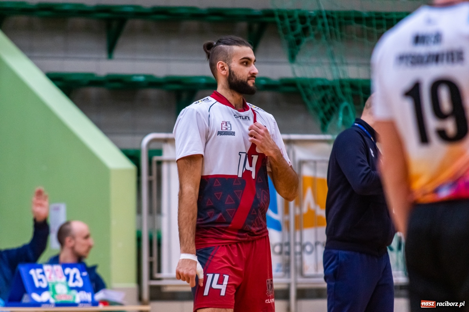 Zdjęcie w galerii na portalu naszraciborz.pl: Z piekła do nieba. Pięciosetowy bój siatkarzy Rafako [FOTO] wiadomości z regionu