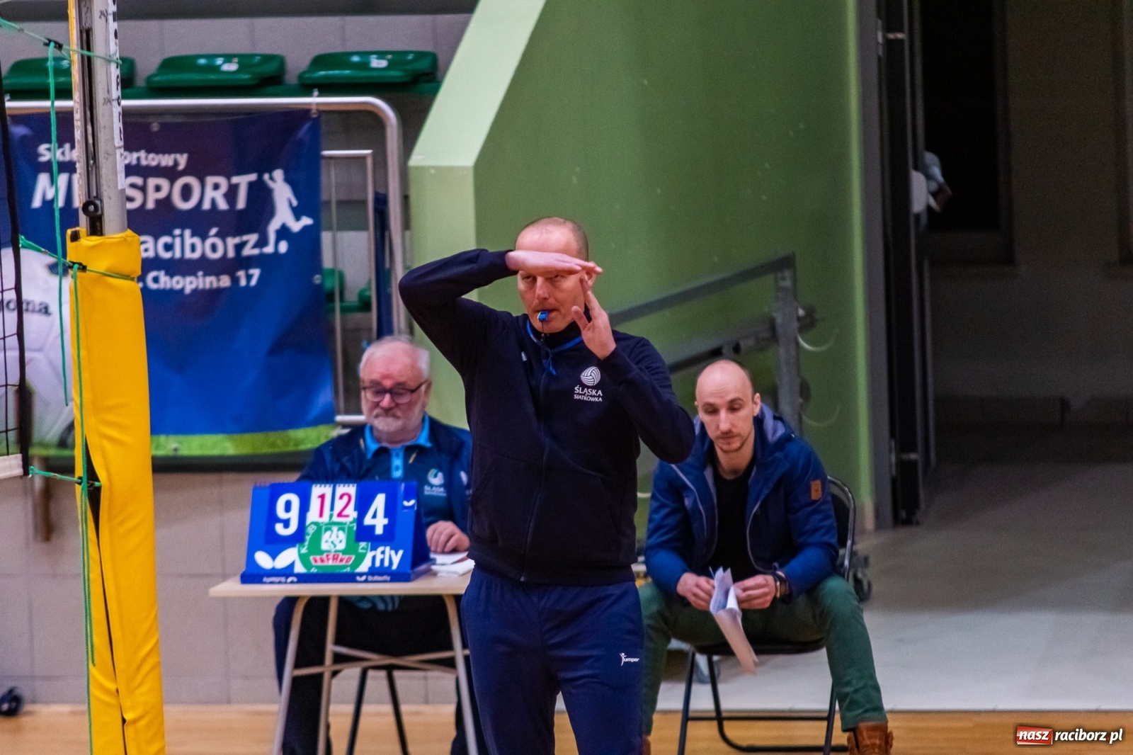 Zdjęcie w galerii na portalu naszraciborz.pl: Z piekła do nieba. Pięciosetowy bój siatkarzy Rafako [FOTO] wiadomości z regionu