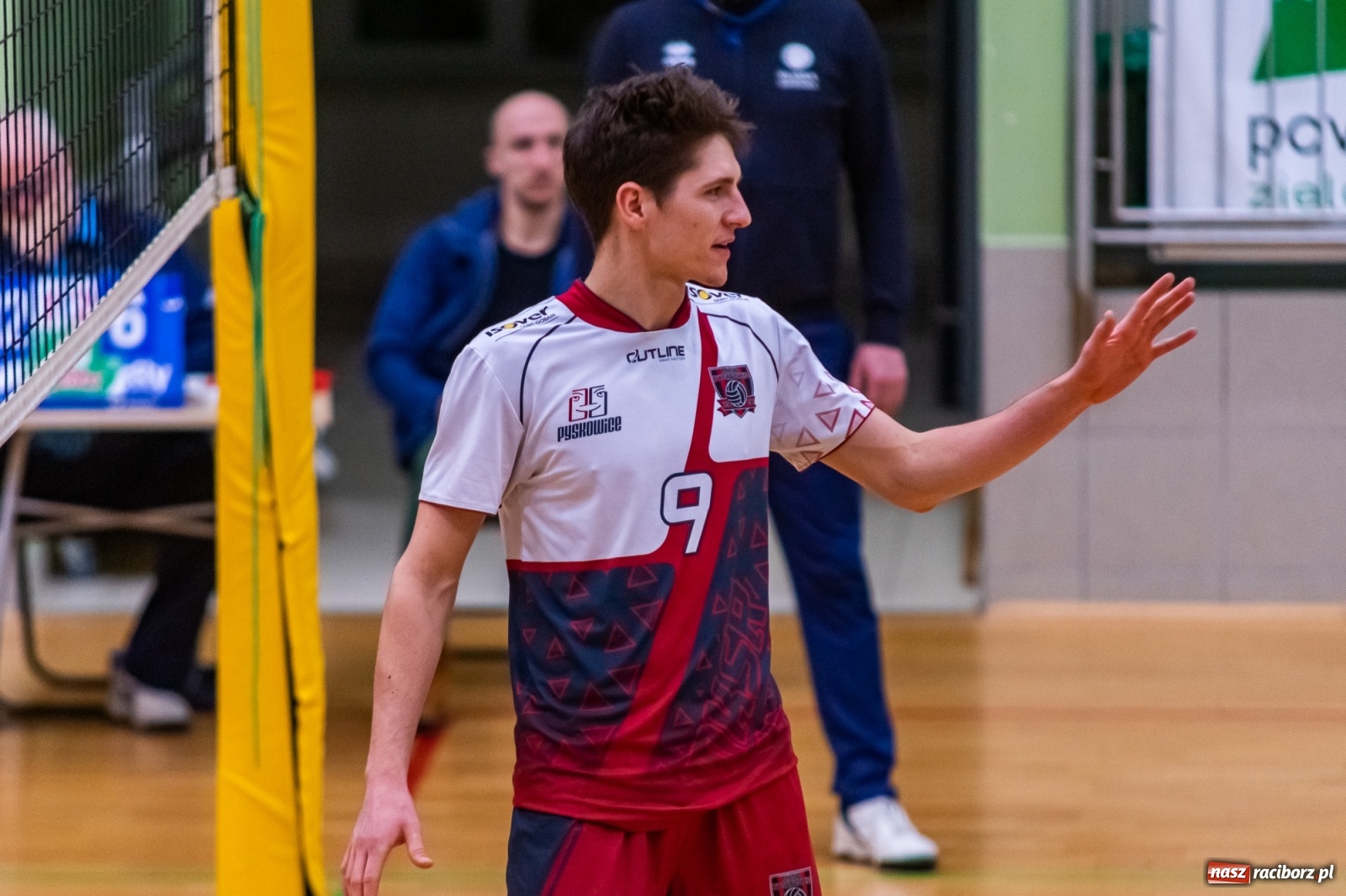 Zdjęcie w galerii na portalu naszraciborz.pl: Z piekła do nieba. Pięciosetowy bój siatkarzy Rafako [FOTO] wiadomości z regionu