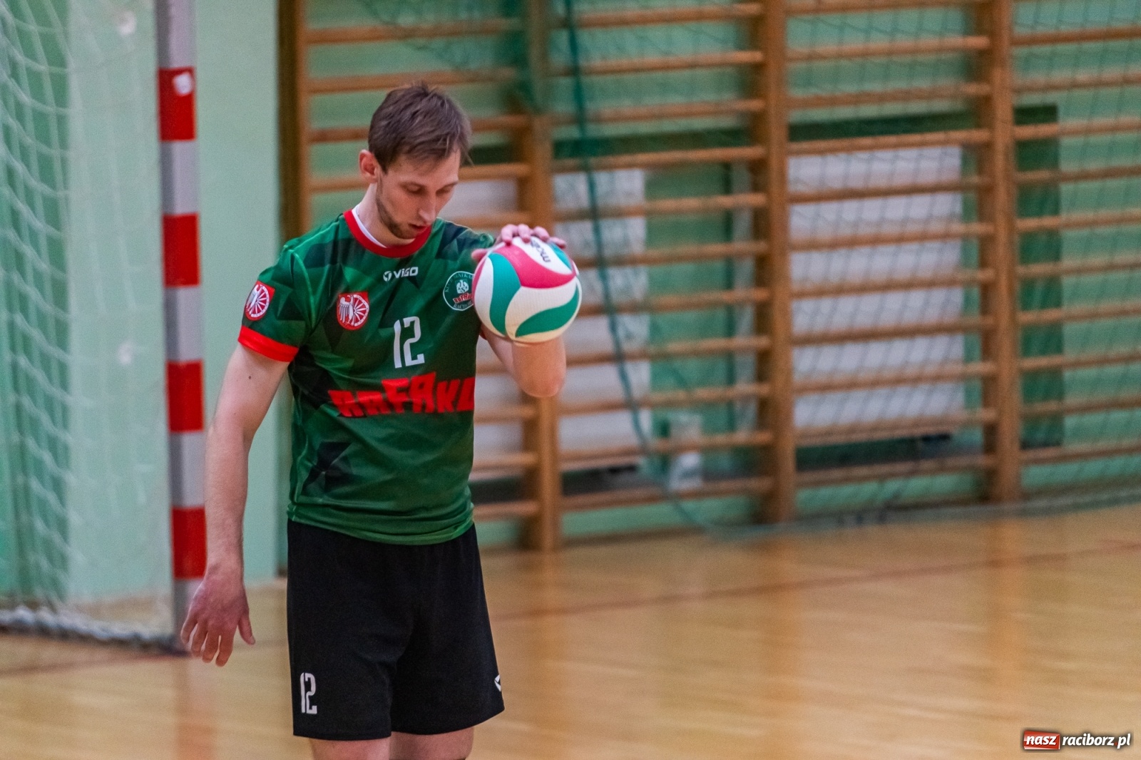 Zdjęcie w galerii na portalu naszraciborz.pl: Z piekła do nieba. Pięciosetowy bój siatkarzy Rafako [FOTO] wiadomości z regionu