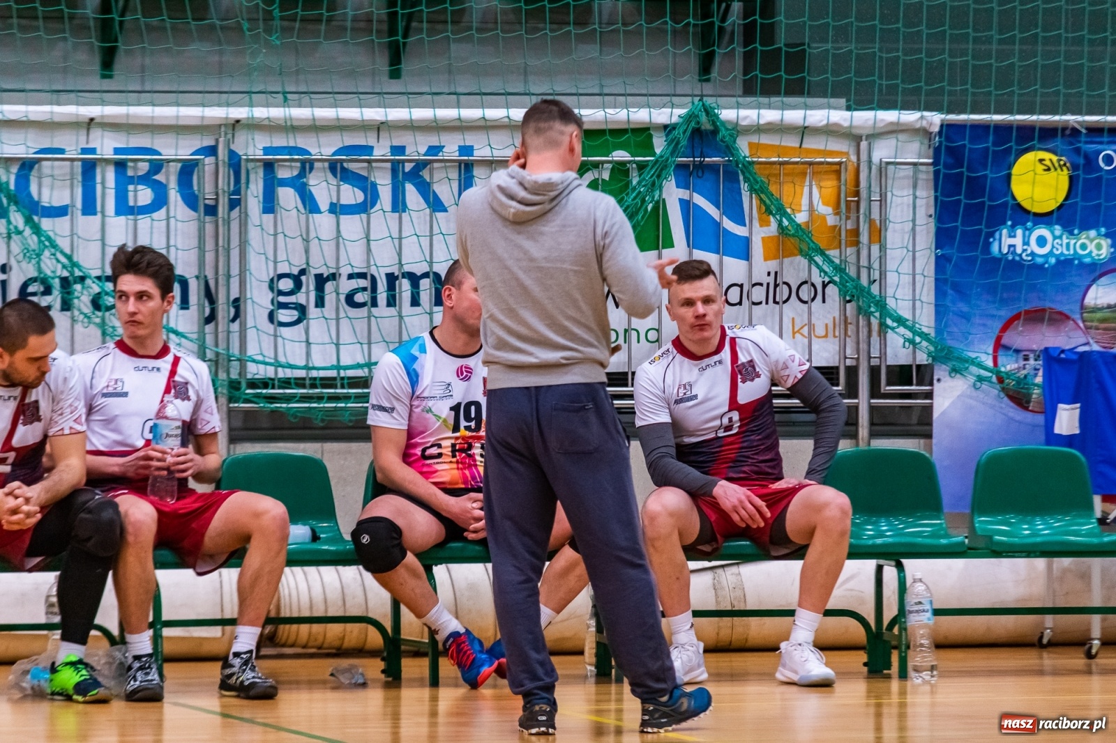 Zdjęcie w galerii na portalu naszraciborz.pl: Z piekła do nieba. Pięciosetowy bój siatkarzy Rafako [FOTO] wiadomości z regionu