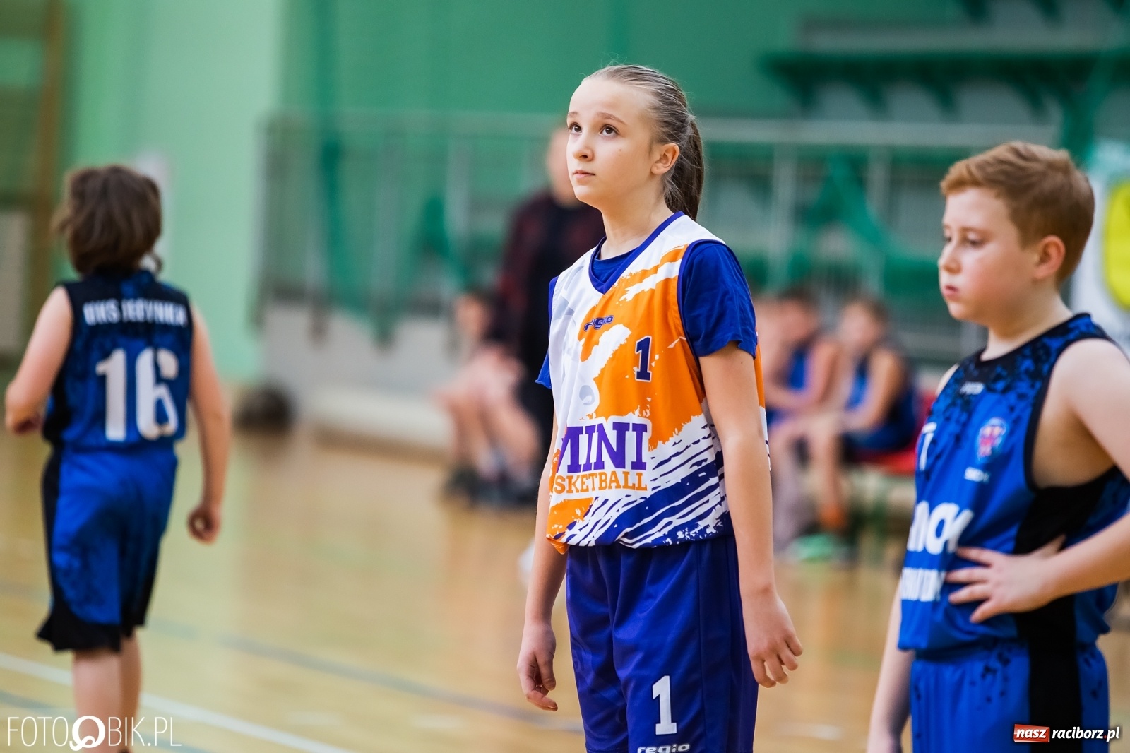 Zdjęcie w galerii na portalu naszraciborz.pl: Koszykarska sobota w Arenie Rafako [FOTO] wiadomości z regionu