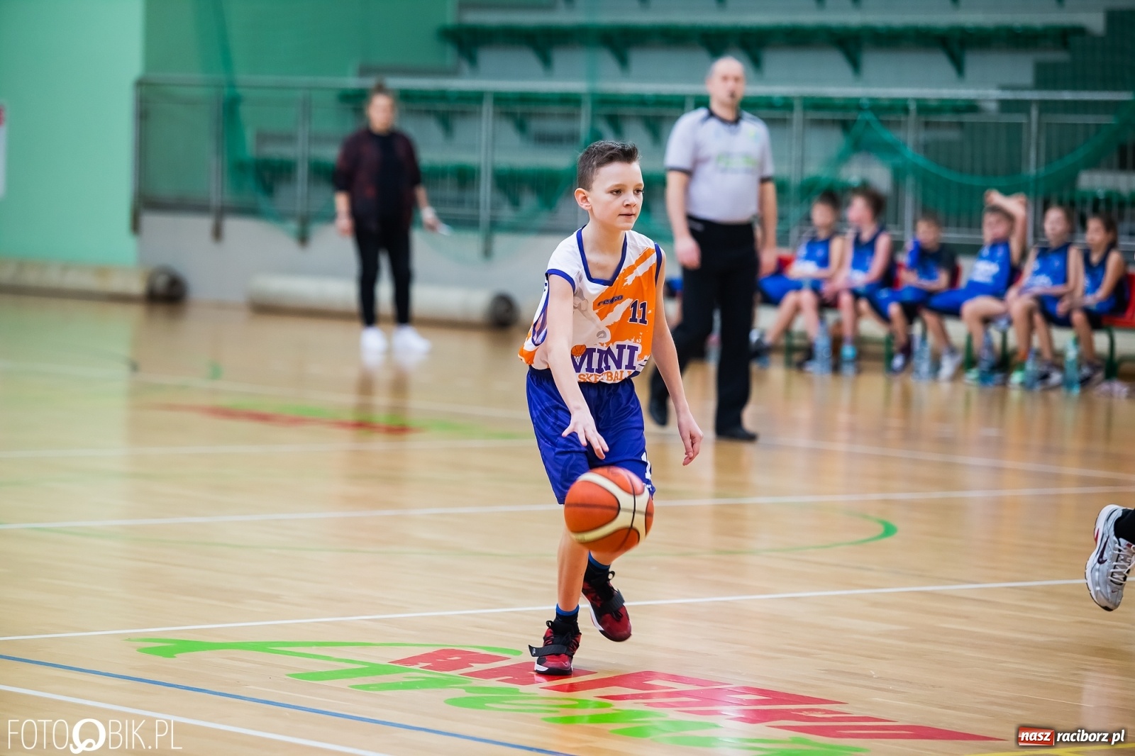 Zdjęcie w galerii na portalu naszraciborz.pl: Koszykarska sobota w Arenie Rafako [FOTO] wiadomości z regionu