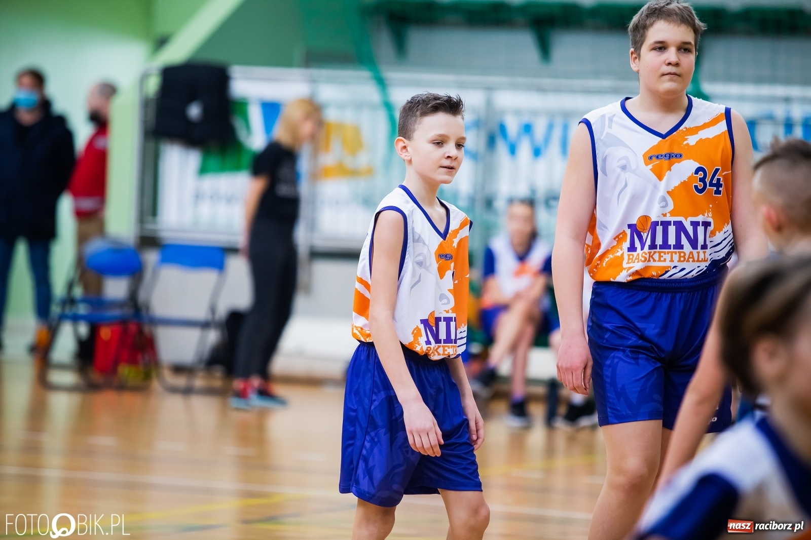 Zdjęcie w galerii na portalu naszraciborz.pl: Koszykarska sobota w Arenie Rafako [FOTO] wiadomości z regionu