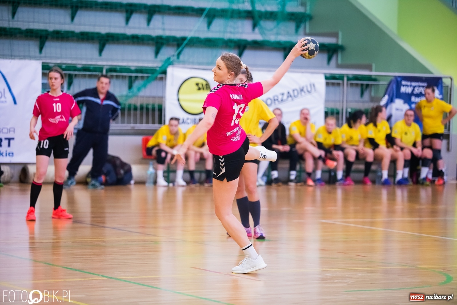 Zdjęcie w galerii na portalu naszraciborz.pl: Michałkowice ponownie lepsze w starciu Startów [FOTO] wiadomości z regionu
