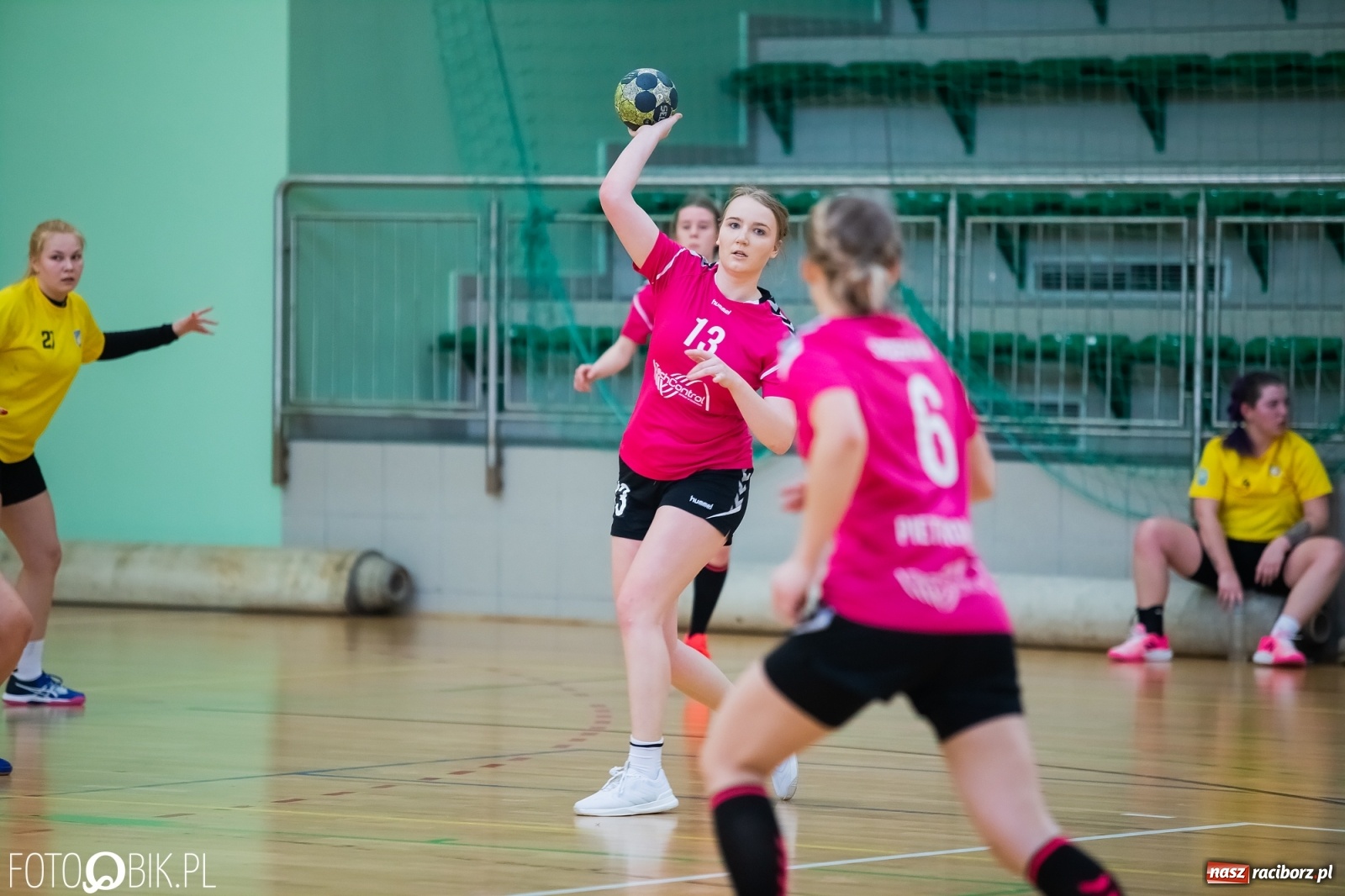 Zdjęcie w galerii na portalu naszraciborz.pl: Michałkowice ponownie lepsze w starciu Startów [FOTO] wiadomości z regionu