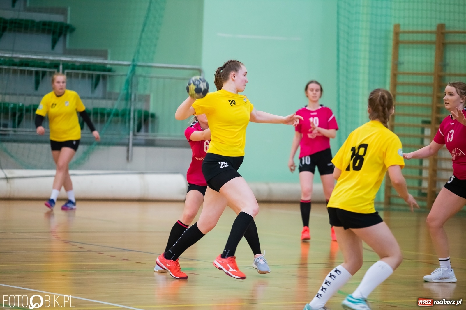 Zdjęcie w galerii na portalu naszraciborz.pl: Michałkowice ponownie lepsze w starciu Startów [FOTO] wiadomości z regionu
