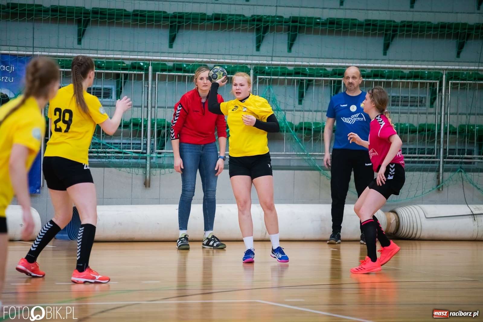 Zdjęcie w galerii na portalu naszraciborz.pl: Michałkowice ponownie lepsze w starciu Startów [FOTO] wiadomości z regionu