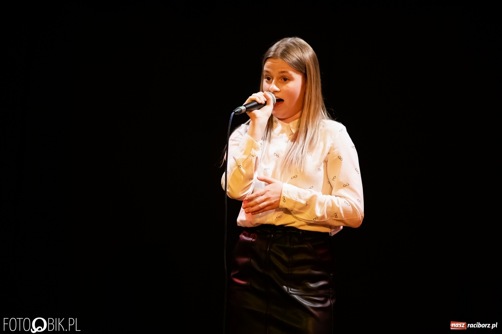 Zdjęcie w galerii na portalu naszraciborz.pl: Koncert walentynkowy wokalistów Studia ARS wiadomości z regionu