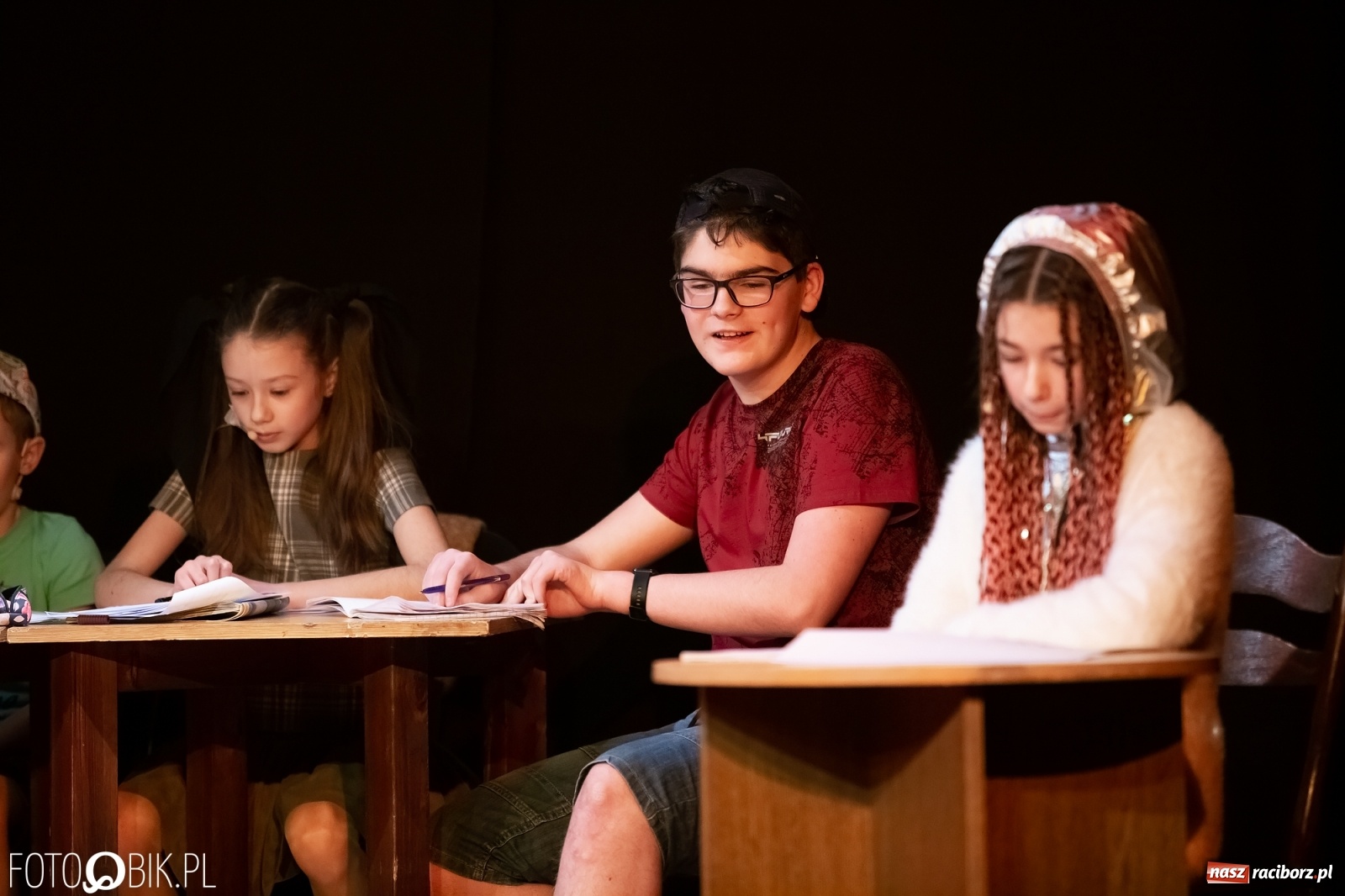 Zdjęcie w galerii na portalu naszraciborz.pl: Kolejna premiera spektaklu grupy teatralnej Irrealis wiadomości z regionu