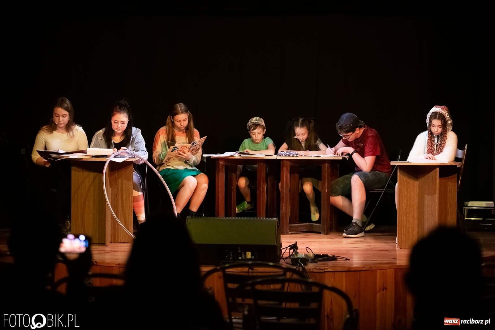 Zdjęcie w galerii na portalu naszraciborz.pl: Kolejna premiera spektaklu grupy teatralnej Irrealis wiadomości z regionu