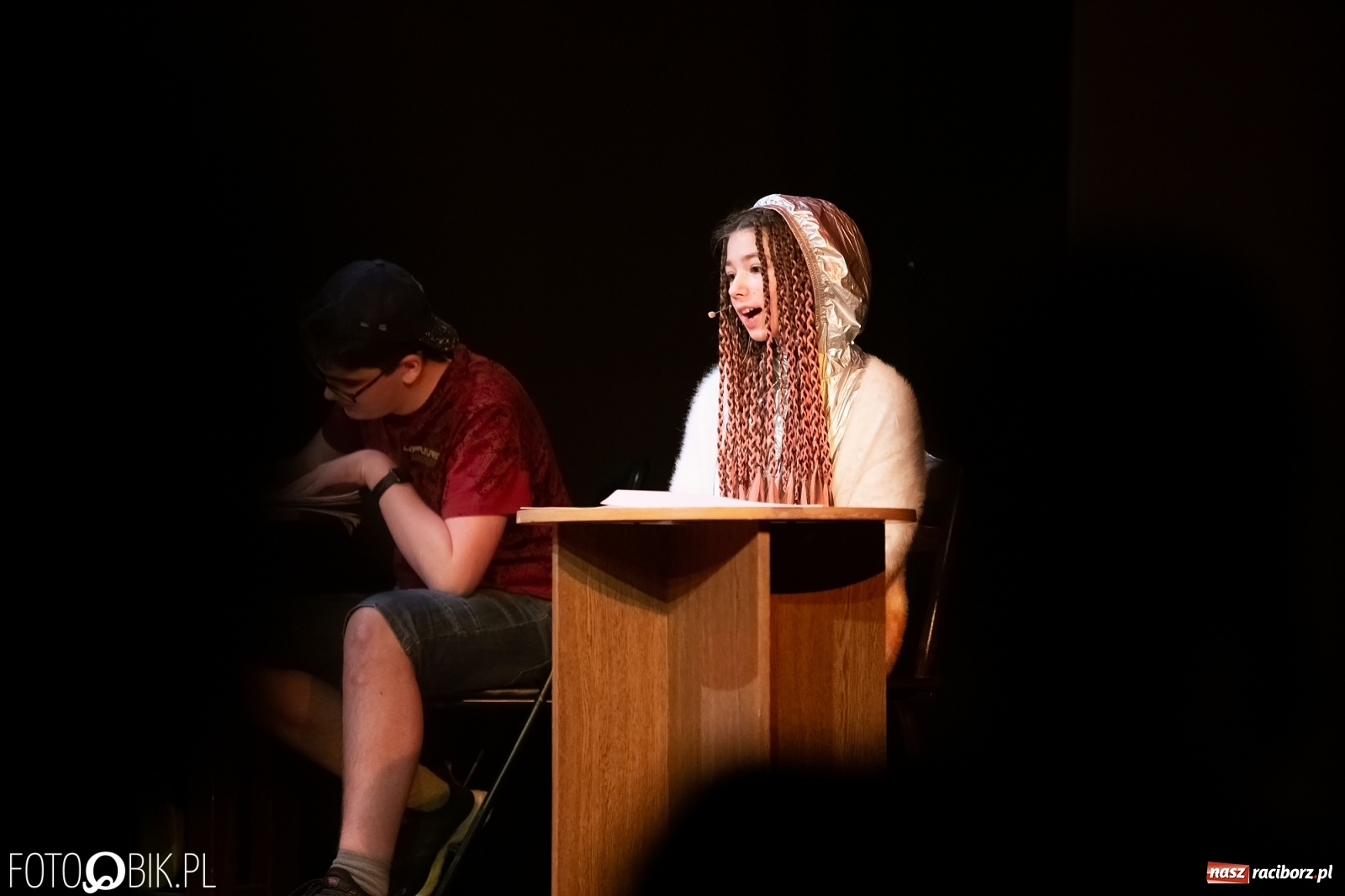 Zdjęcie w galerii na portalu naszraciborz.pl: Kolejna premiera spektaklu grupy teatralnej Irrealis wiadomości z regionu