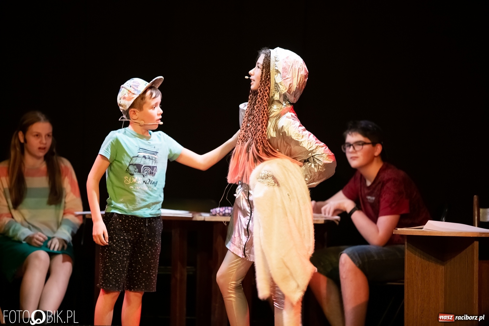 Zdjęcie w galerii na portalu naszraciborz.pl: Kolejna premiera spektaklu grupy teatralnej Irrealis wiadomości z regionu