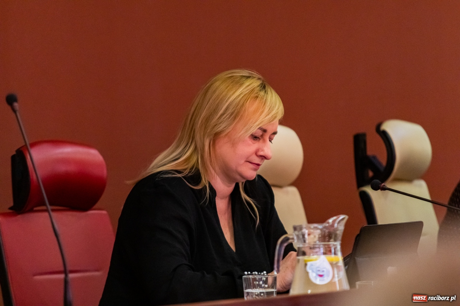 Zdjęcie w galerii na portalu naszraciborz.pl: Krótkie posiedzenie komisji finansów wiadomości z regionu