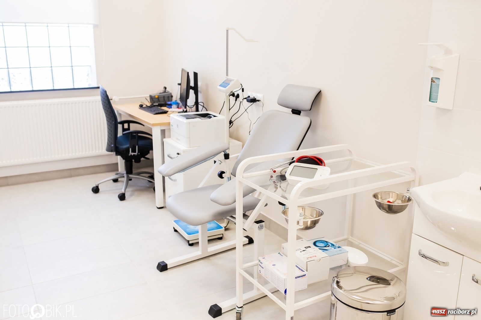 Zdjęcie w galerii na portalu naszraciborz.pl: Eko-Okna mają swoją przychodnię zakładową wiadomości z regionu