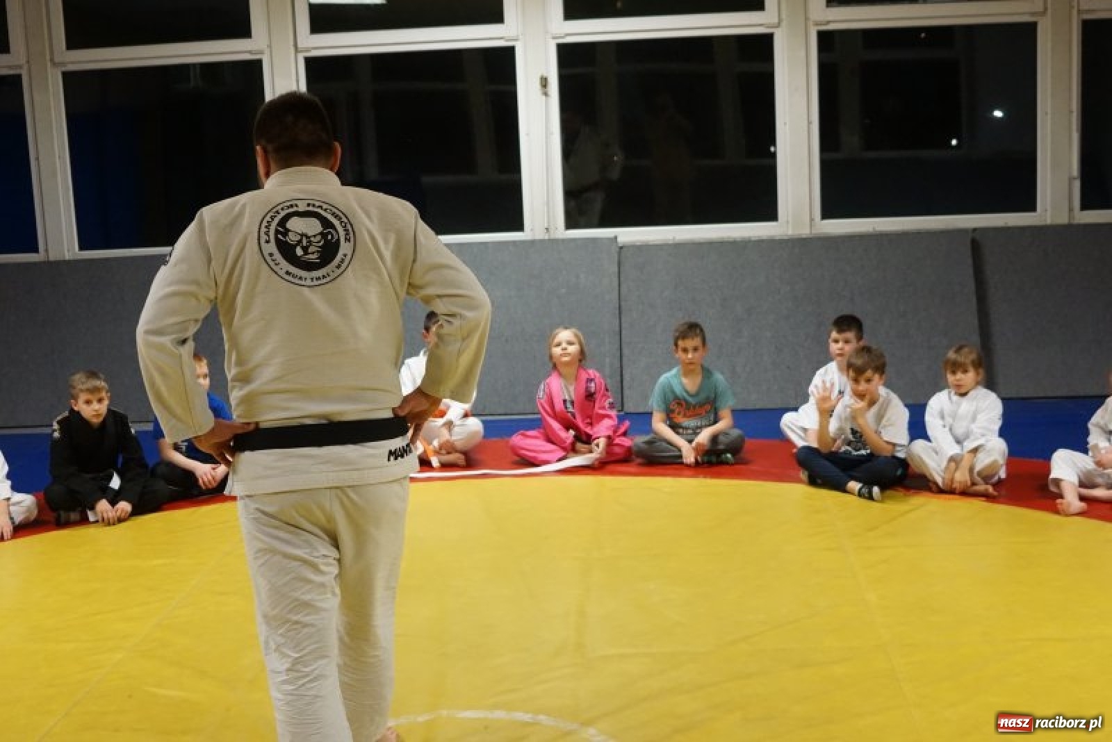 Zdjęcie w galerii na portalu naszraciborz.pl: Łamatorzy z nagrodami prezydenta wiadomości z regionu