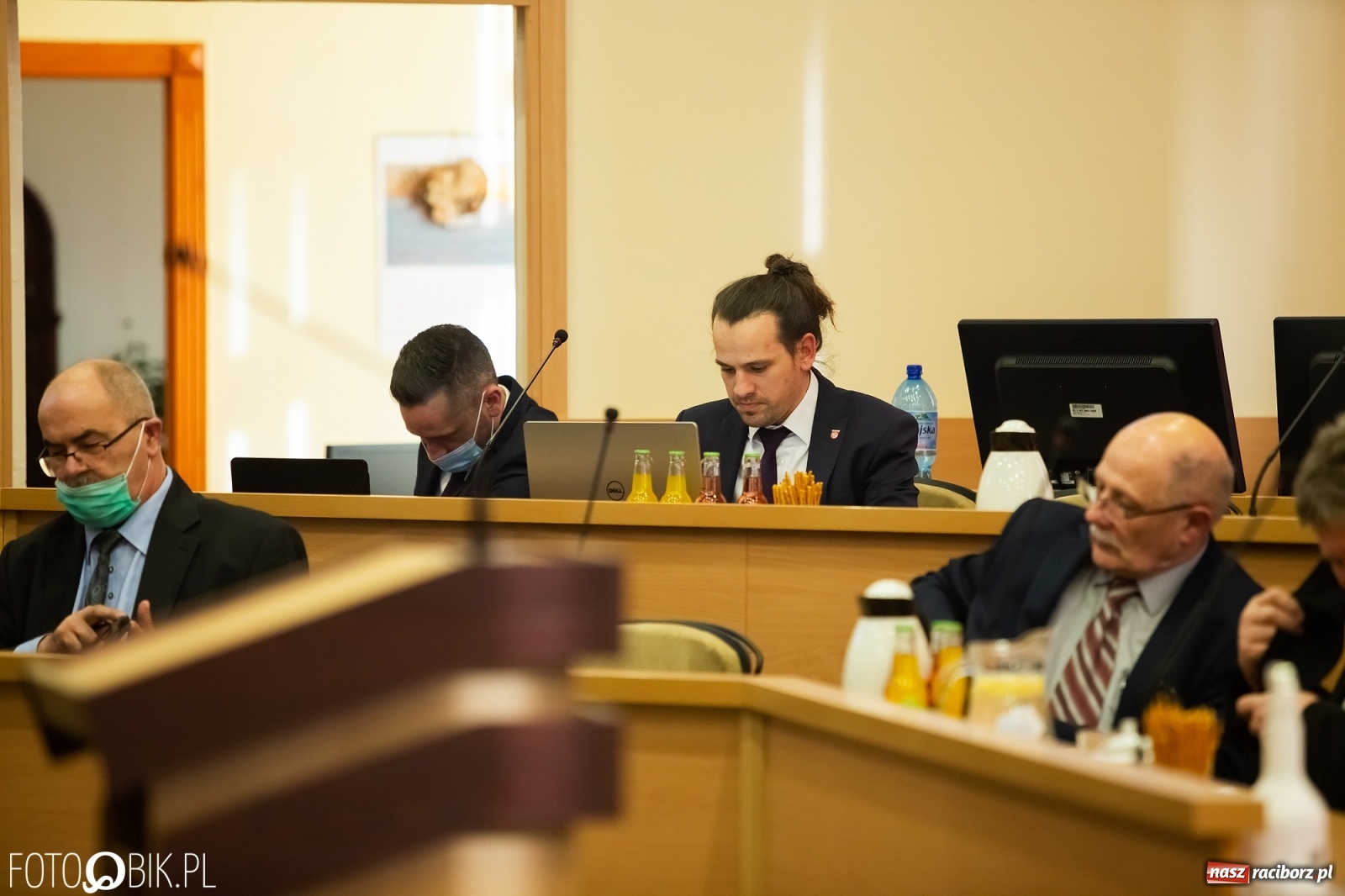 Zdjęcie w galerii na portalu naszraciborz.pl: Radni zatwierdzili pomoc miasta dla branży gastronomiczno-hotelarskiej wiadomości z regionu