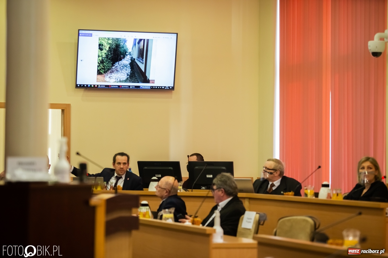 Zdjęcie w galerii na portalu naszraciborz.pl: Radni zatwierdzili pomoc miasta dla branży gastronomiczno-hotelarskiej wiadomości z regionu