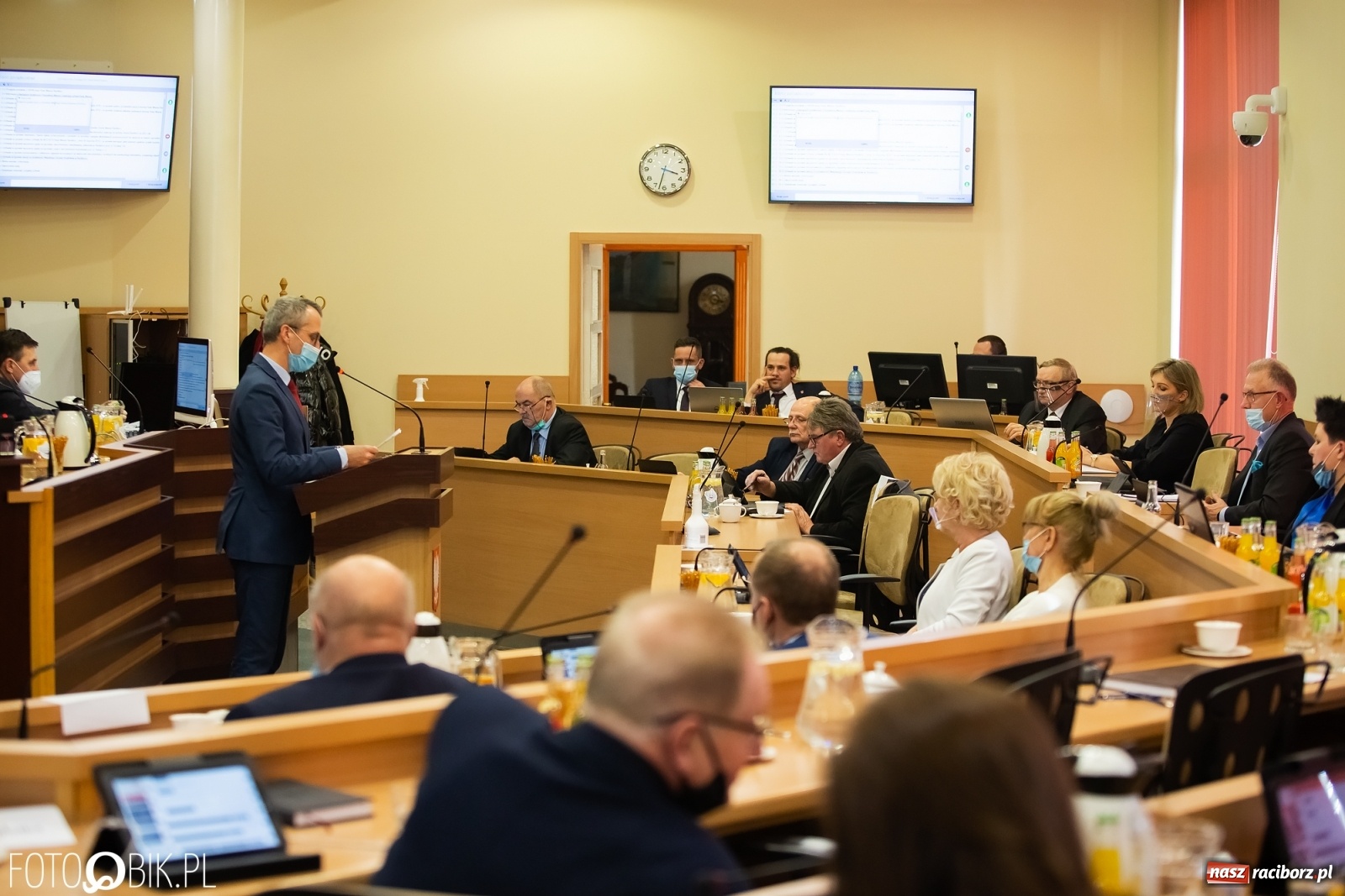 Zdjęcie w galerii na portalu naszraciborz.pl: Radni zatwierdzili pomoc miasta dla branży gastronomiczno-hotelarskiej wiadomości z regionu