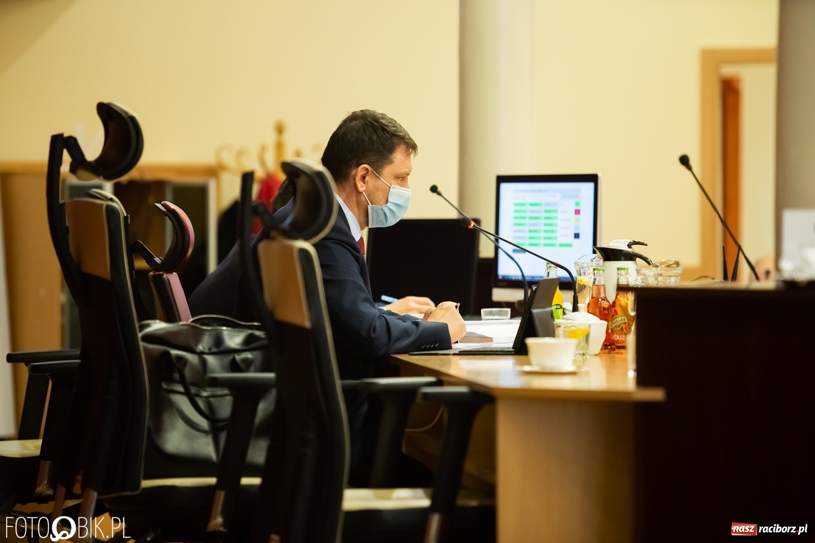 Zdjęcie w galerii na portalu naszraciborz.pl: Radni zatwierdzili pomoc miasta dla branży gastronomiczno-hotelarskiej wiadomości z regionu