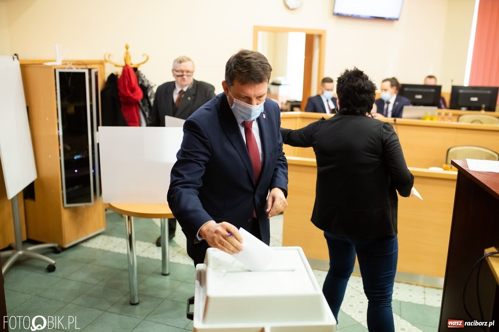 Zdjęcie w galerii na portalu naszraciborz.pl: Radni zatwierdzili pomoc miasta dla branży gastronomiczno-hotelarskiej wiadomości z regionu