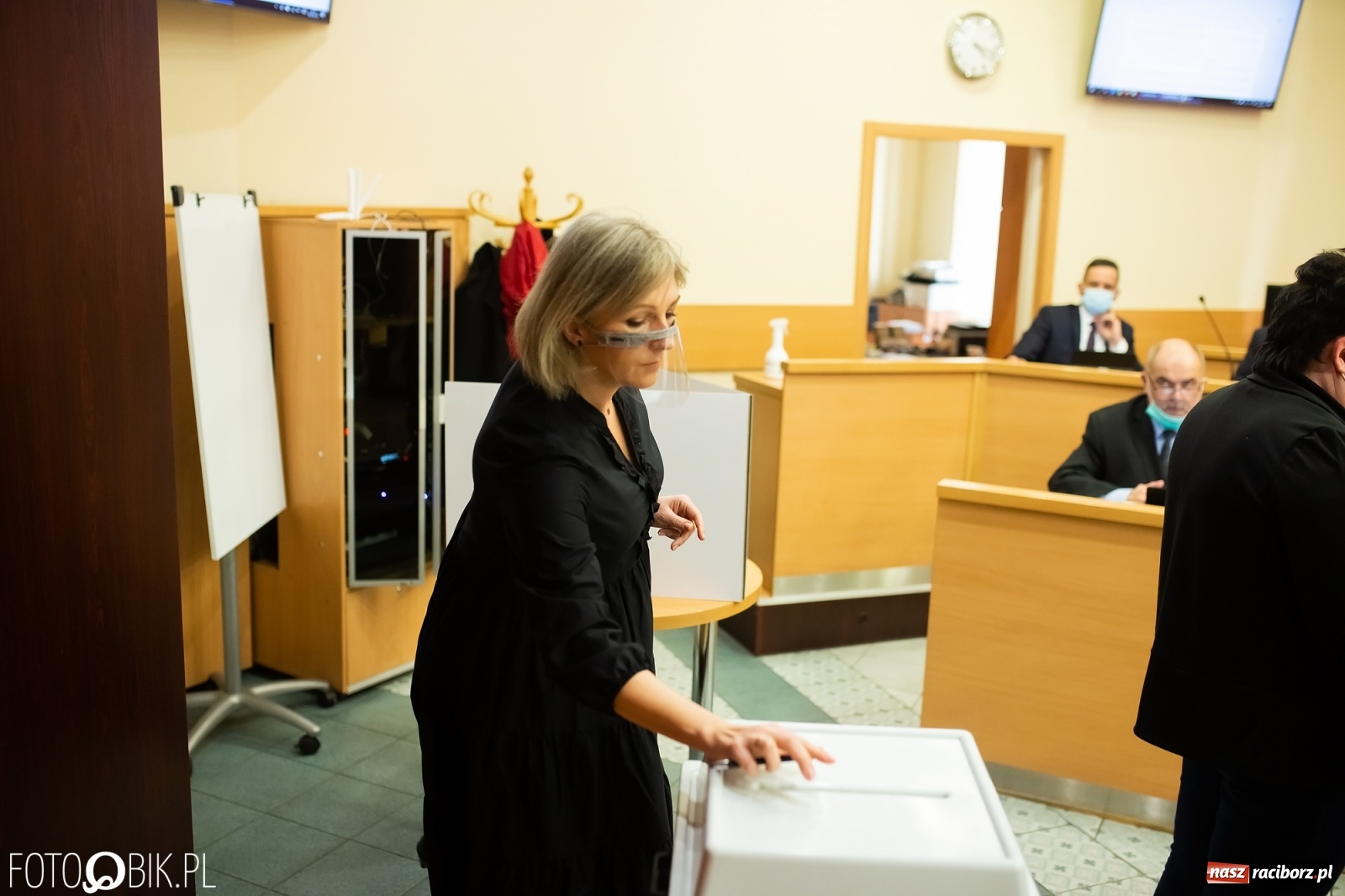 Zdjęcie w galerii na portalu naszraciborz.pl: Radni zatwierdzili pomoc miasta dla branży gastronomiczno-hotelarskiej wiadomości z regionu