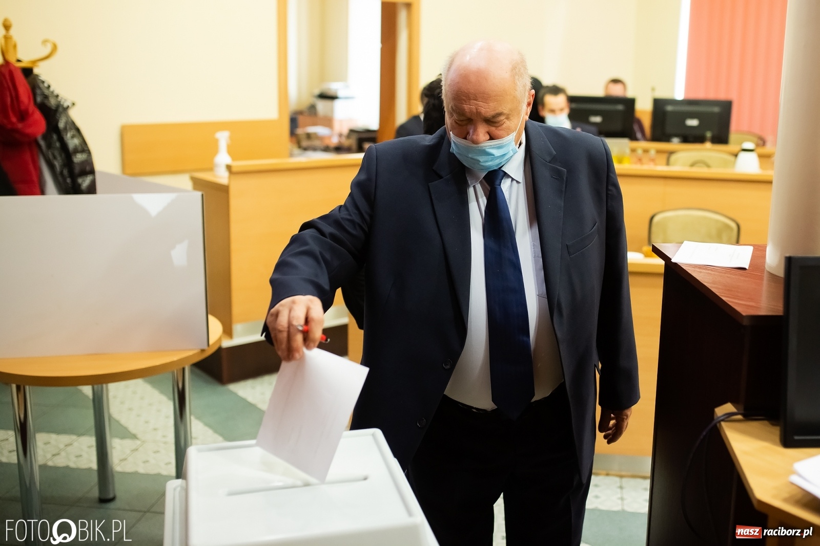 Zdjęcie w galerii na portalu naszraciborz.pl: Radni zatwierdzili pomoc miasta dla branży gastronomiczno-hotelarskiej wiadomości z regionu