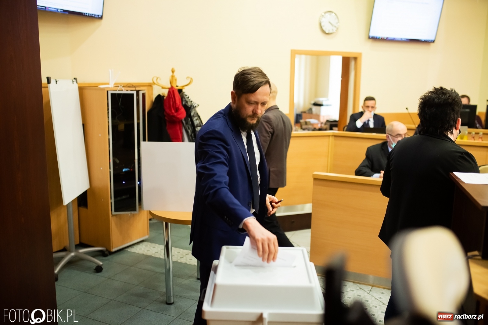 Zdjęcie w galerii na portalu naszraciborz.pl: Radni zatwierdzili pomoc miasta dla branży gastronomiczno-hotelarskiej wiadomości z regionu